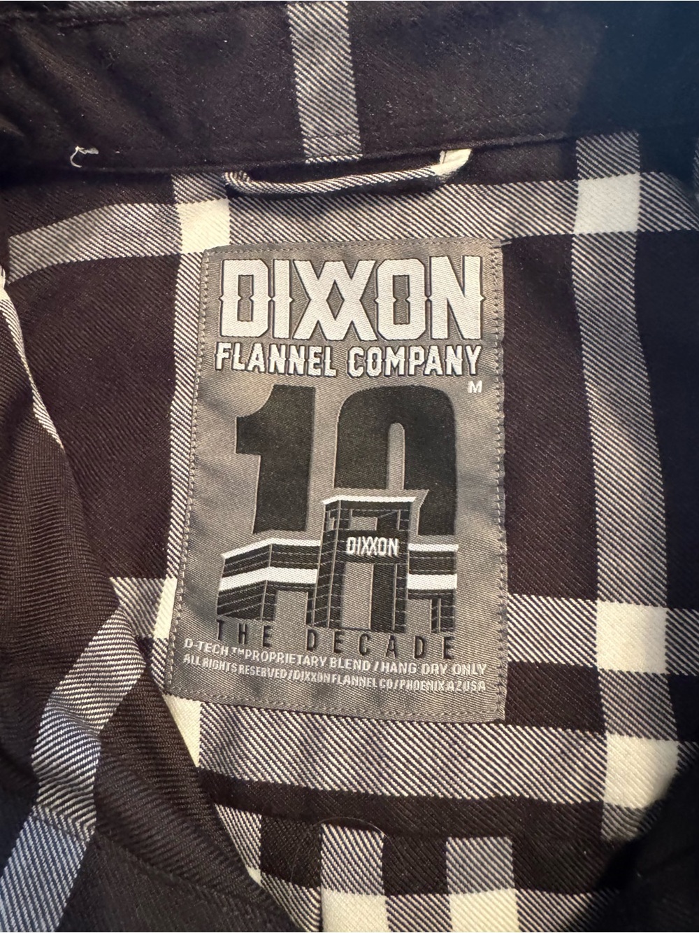 DIXXON Black and White Plaid Casual Button-Down Shirt